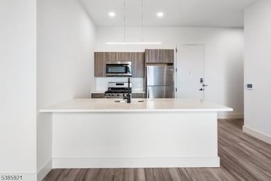 55 Washington St unit 9E, East Orange, NJ 07017 - photo 7