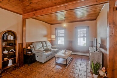 92 Locust Ave, Worcester, MA 01604 - photo 7