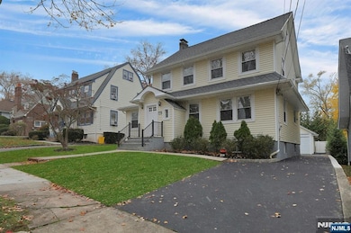 137 Johnson Ave, Teaneck, NJ 07666 - photo 2