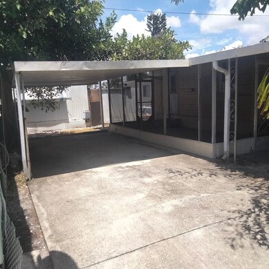 5917 14th St W unit 120, Bradenton, FL 34207 - photo 2