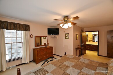 742 Nordic Ct, Batavia, IL 60510 - photo 5