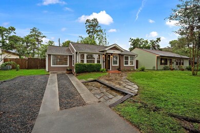 954 W 41st St, Houston, TX 77018 - photo 3