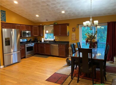 4 Teddy Ct, West Warwick, RI 02893 - photo 6