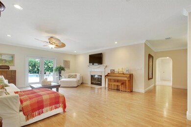 Formal Livingroom