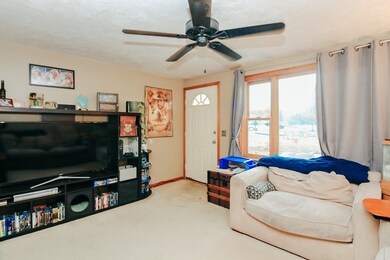 9 Thornapple Cir, Rutland, MA 01543 - photo 4