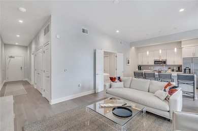 731 St Charles Ave unit 304, New Orleans, LA 70130 - photo 5