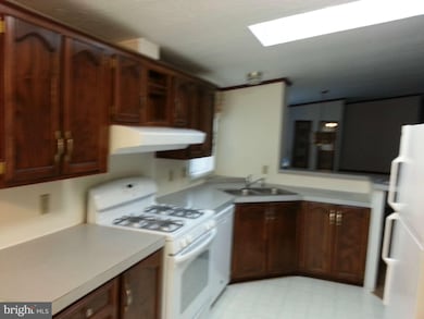 3005 Ponds Wood Rd, Huntingtown, MD 20639 - photo 4