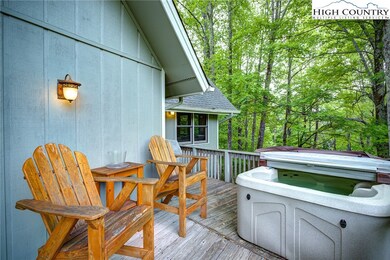 160 Bagpipe Way, Banner Elk, NC 28604 - photo 5