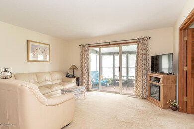 5202 Green Meadow-9