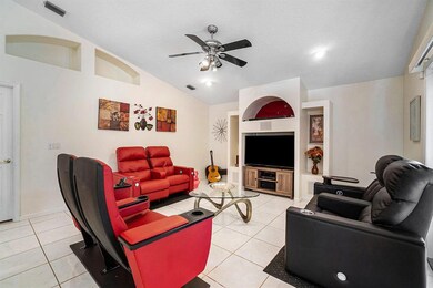 007-1321580thLnN-WestPalmBeach-FL-small