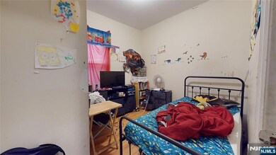 1063 Bond St, Elizabeth, NJ 07201 - photo 7