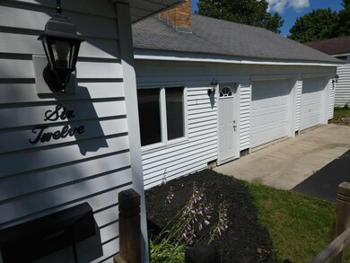 612 W Harrie St, Newberry, MI 49868 - photo 5