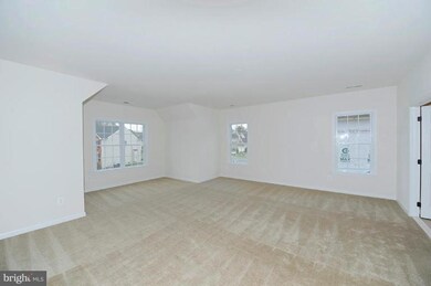 25213 Eisenhower Dr, South Riding, VA 20152 - photo 4