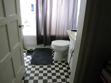 1702 Wyandotte Rd, Columbus, OH 43212 - photo 4