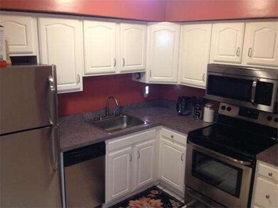 86 E Howard St unit 206, Quincy, MA 02169 - photo 3