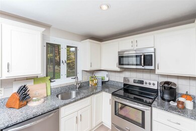 45 Whig Dr, Manchester, NH 03104 - photo 6