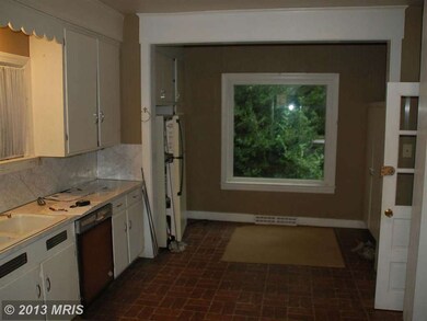 173 E Washington St, Chambersburg, PA 17201 - photo 3