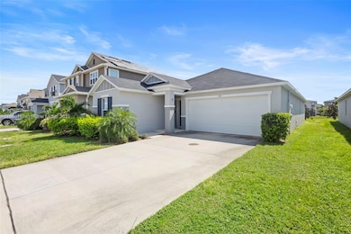 915 Overpool Ave, Davenport, FL 33896 - photo 2