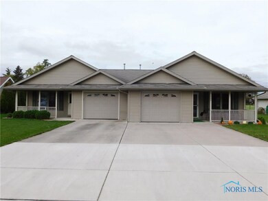 511 Pleasant St, Archbold, OH 43502 - photo 4