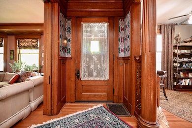 7 Front Foyer