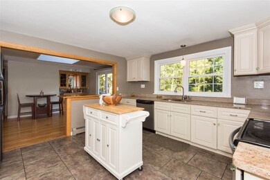 71 Walnut Ave, North Hampton, NH 03862 - photo 5