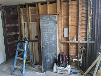 39 Clark St unit 42, Boston, MA 02109 - photo 2