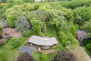 2302 Gold Dr, Fitchburg, WI 53711 - photo 3