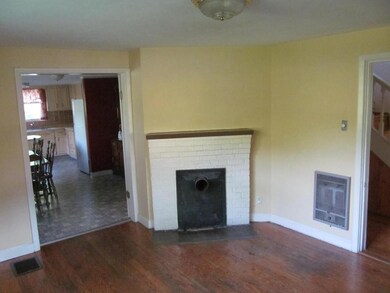 LIVING ROOM FIREPLACE