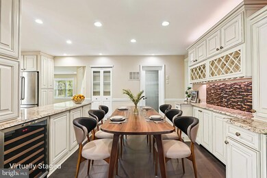 5 Locust Ln, Newtown, PA 18940 - photo 5