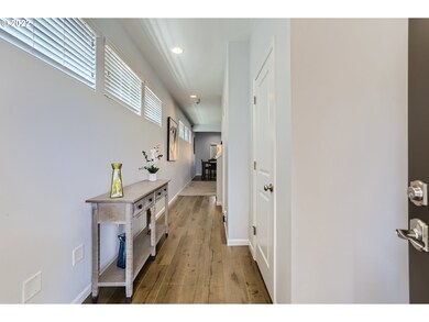 15897 SE Kingbird Dr, Clackamas, OR 97015 - photo 3