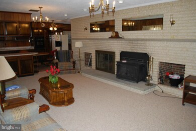 327 Buena Vista Dr, Colonial Beach, VA 22443 - photo 7