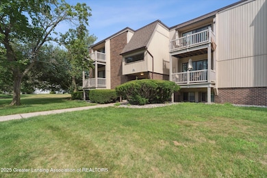04-500-Woodingham-Dr-#23-East-Lansing-MI