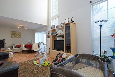 102 Huntington St unit 27CWES, Lake Bluff, IL 60044 - photo 3