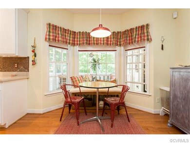 Breakfast Nook and Bay Window