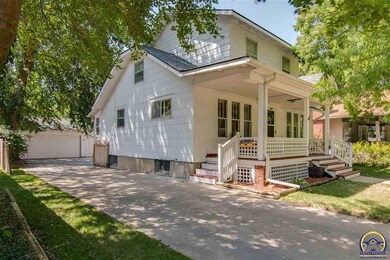 1279 SW Wayne Ave, Topeka, KS 66604 - photo 2