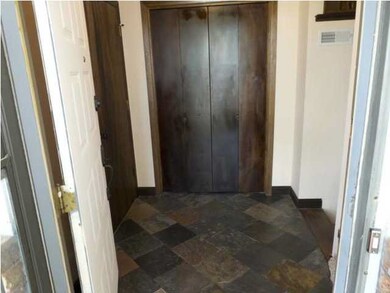 Entry way