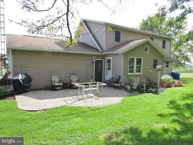 831 Apple Way, Saint Thomas, PA 17252 - photo 2