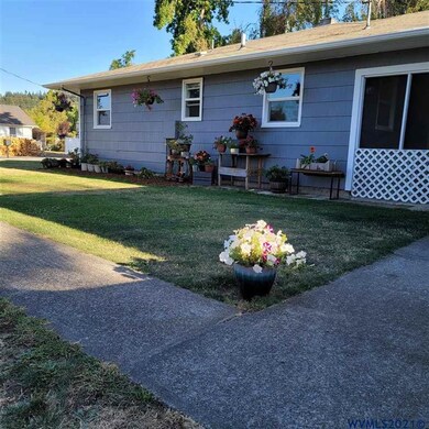 38582 SW Beech St, Scio, OR 97374 - photo 5