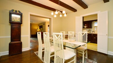 310 S Chandler Ave, Elmhurst, IL 60126 - photo 6