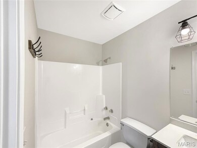 405 Excalibur Blvd, Troy, MO 63379 - photo 7