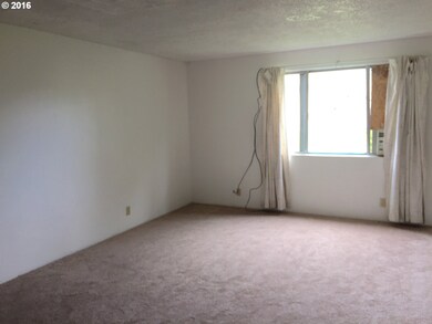 2264 2nd St, Springfield, OR 97477 - photo 3