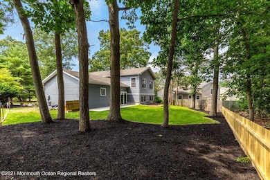 08-11SilversmithCt_0008
