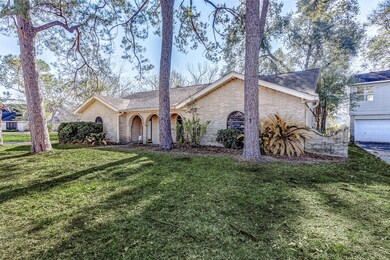 5413 Bent Bough Ln, Houston, TX 77088 - photo 2