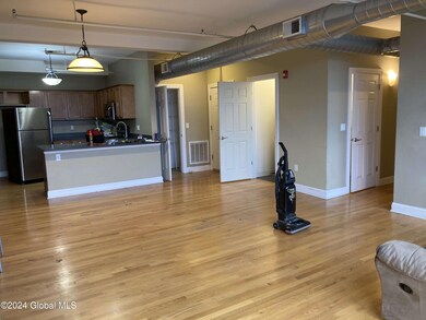 4 Sheridan Ave unit 4A, Albany, NY 12207 - photo 6