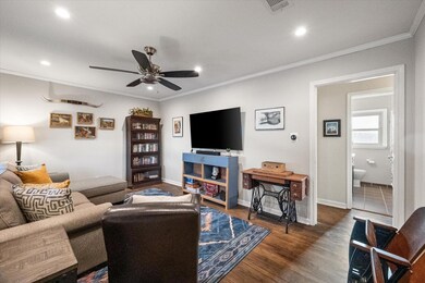 440 Harrison Ln, Hurst, TX 76053 - photo 6