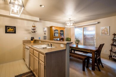 581 Mountain View Dr, Central Point, OR 97502 - photo 6