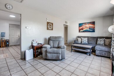 Living room 1