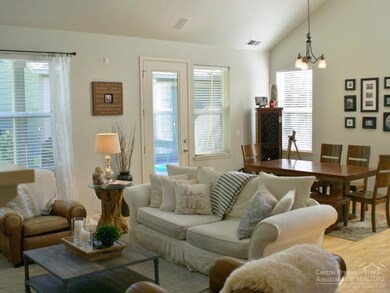 19325 Blue Lake Loop, Bend, OR 97702 - photo 3