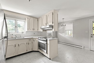 55 Clayton St, Attleboro, MA 02703 - photo 6