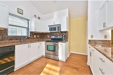 880 8th Ave S unit 102, Naples, FL 34102 - photo 6